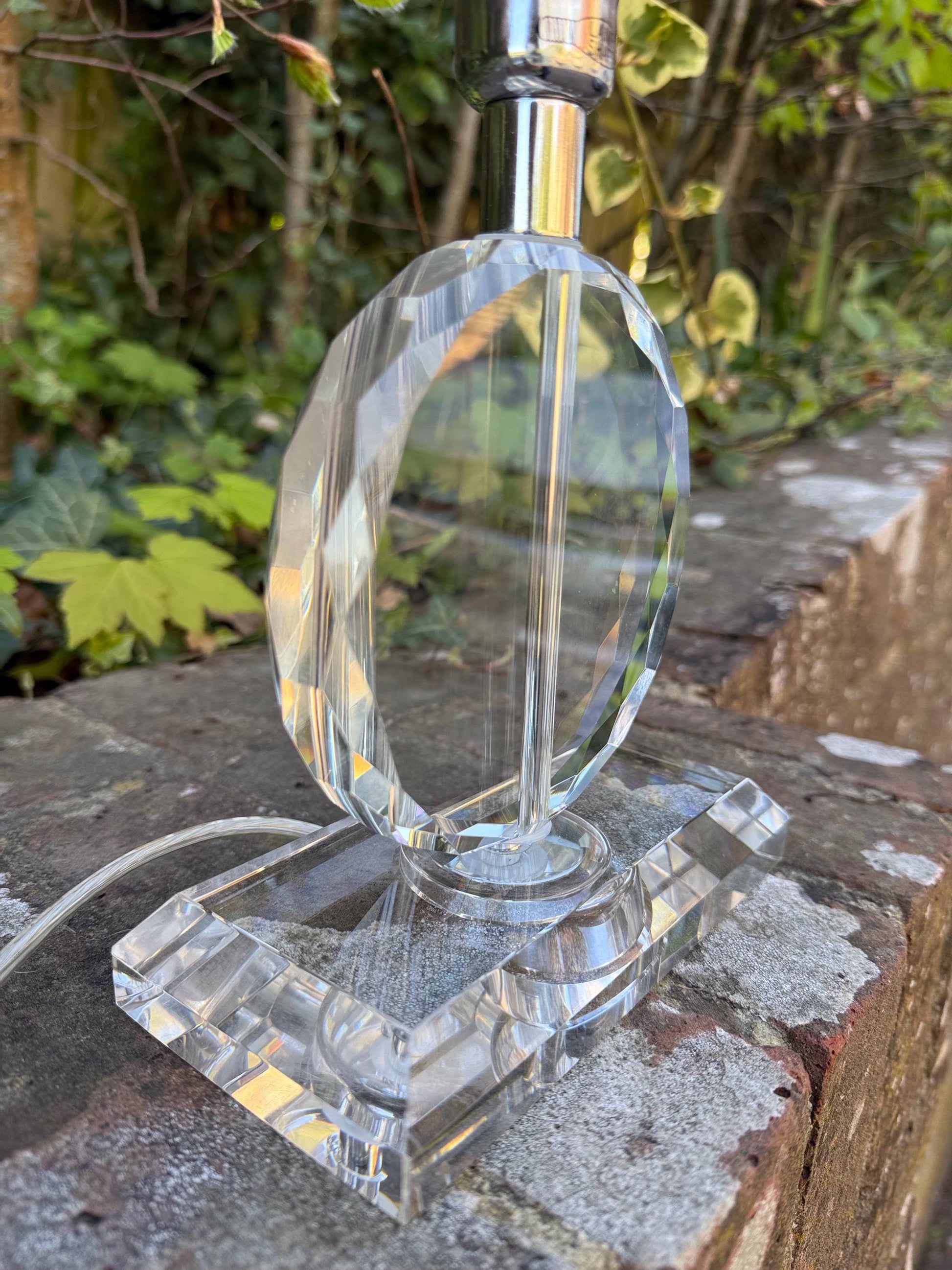 Vintage Glass Shaped and Crystal Cut Table Lamp – all working and PAT test