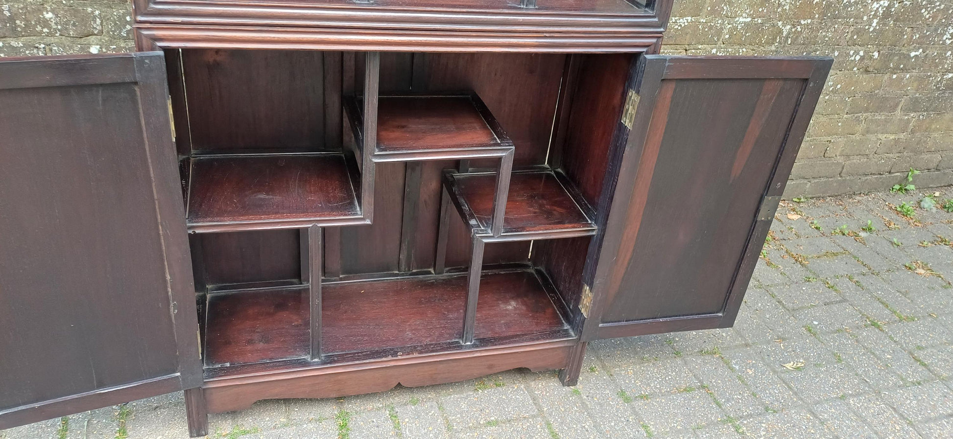 Victorian Hardwood Display Cabinet – Ornate Oriental Style Step Shelves & Carved Base, Late 19th Century Zig Zag Shelves FREE HAND Delivery