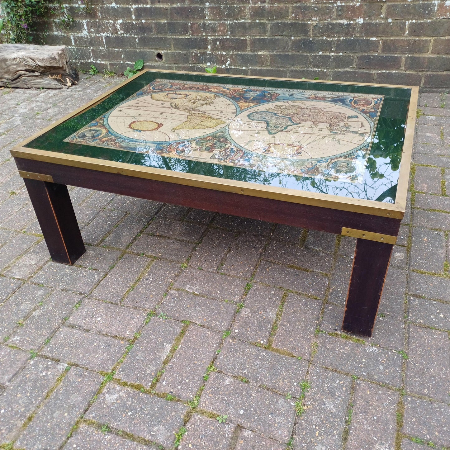 Vintage Retro Explorer’s Coffee Table 17th Century World Map Under Glass with Brass Frame, Teak Legs, Mid-Century Style FREE HAND Delivery