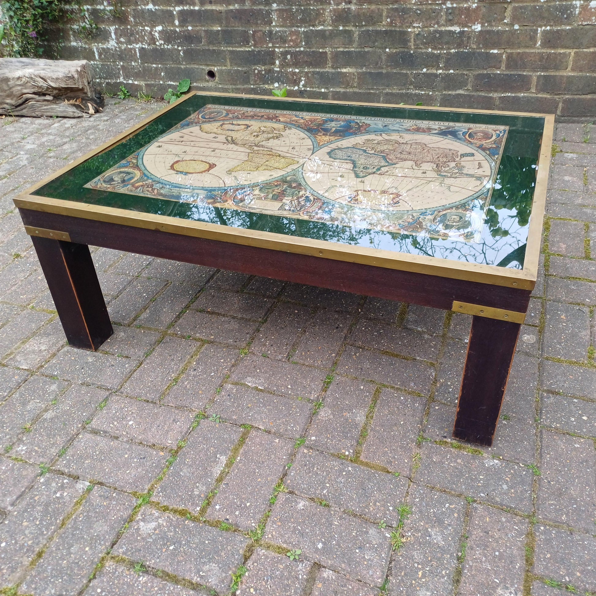 Vintage Retro Explorer’s Coffee Table 17th Century World Map Under Glass with Brass Frame, Teak Legs, Mid-Century Style FREE HAND Delivery