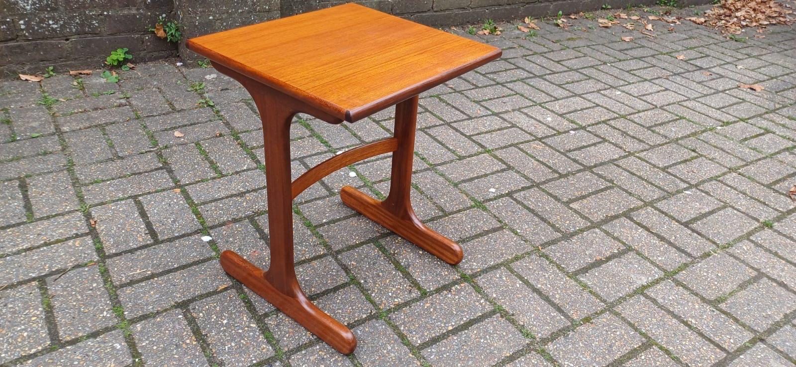 Retro vintage small teak table - Danish G Plan style - plant stand, lamp table, occasional table