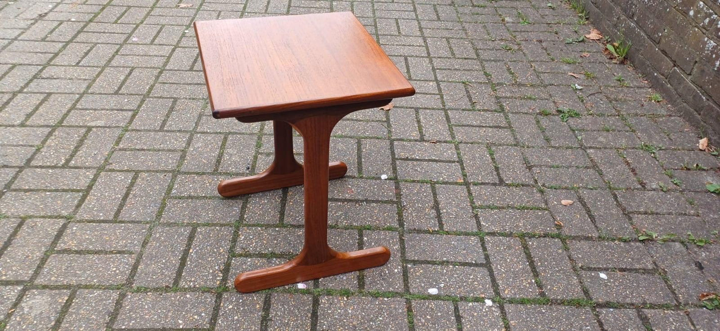 Retro vintage small teak table - Danish G Plan style - plant stand, lamp table, occasional table