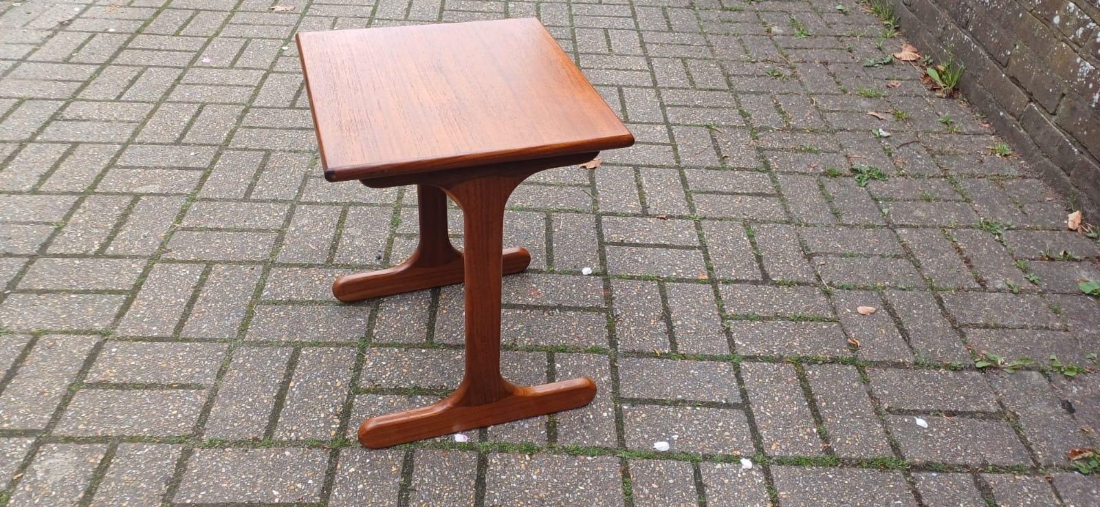 Retro vintage small teak table - Danish G Plan style - plant stand, lamp table, occasional table