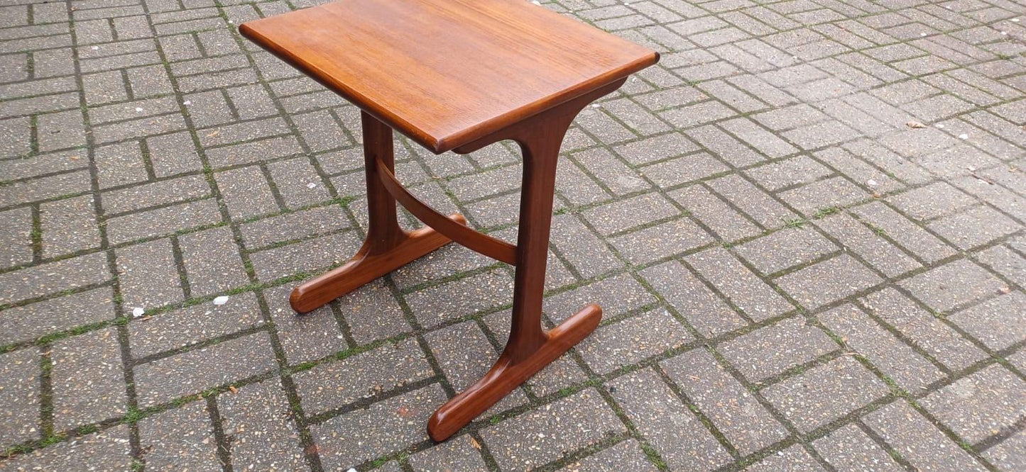 Retro vintage small teak table - Danish G Plan style - plant stand, lamp table, occasional table