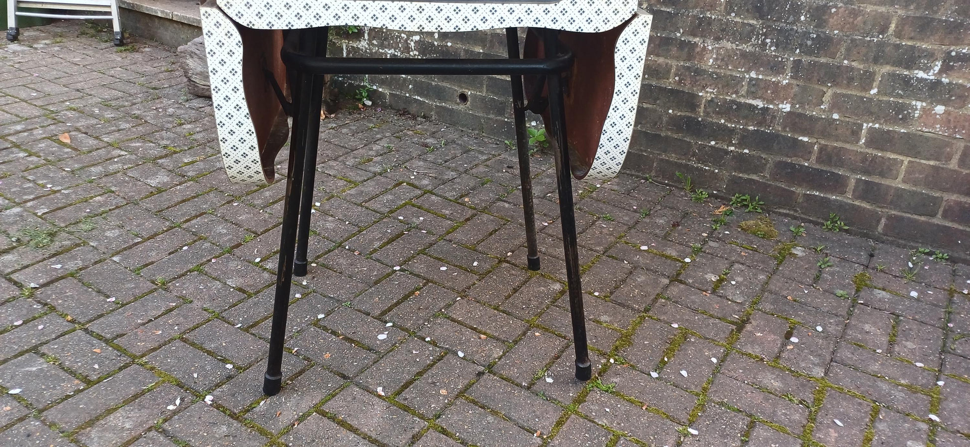 Classic American Vintage Retro Funky Drop Leaf Geometric Formica and Metal Kitchen Dining Table Quintessential 50s Décor FREE HAND Delivery