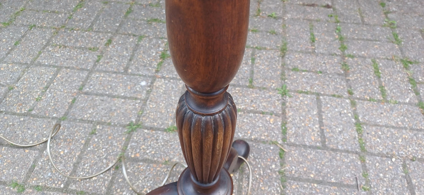 Vintage Mahogany Turned Column Floor Standard Lamp Working Order Traditional Style VGC FREE HAND Delivery Working Order and Pat Tested