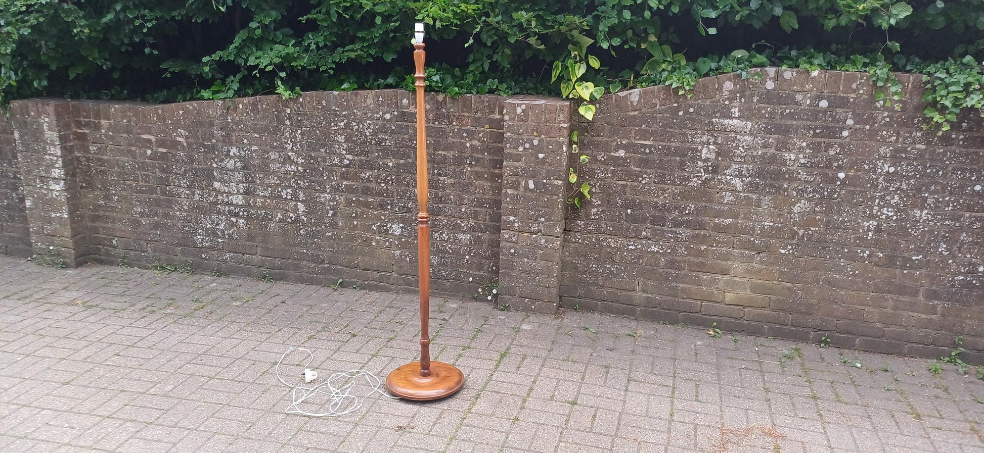 Vintage Mahogany Turned Column Floor Standard Lamp Working Order Traditional Style VGC FREE HAND Delivery