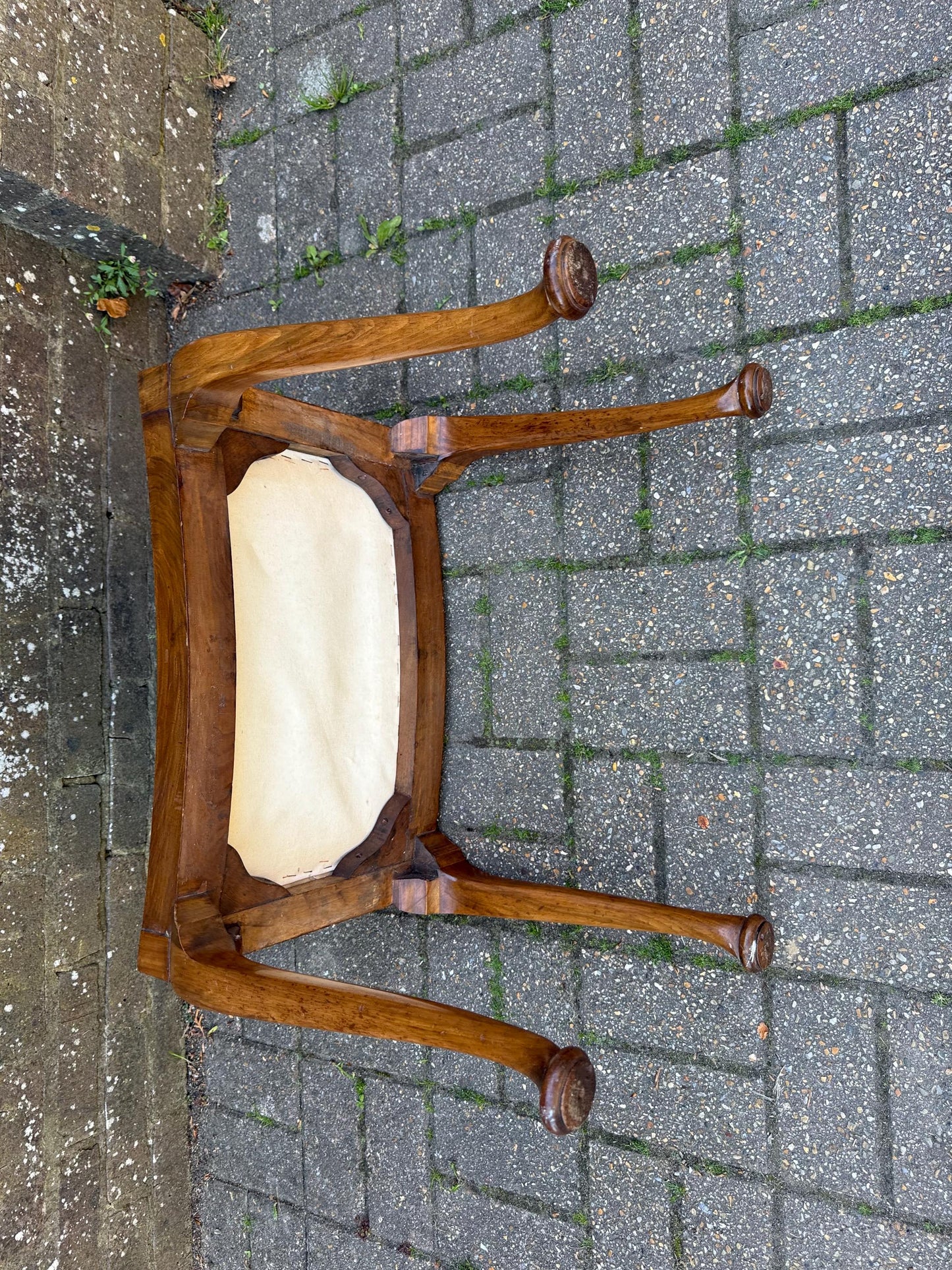Mahogany vintage Queen Anne style cabriole leg vanity stool with upholstered seat