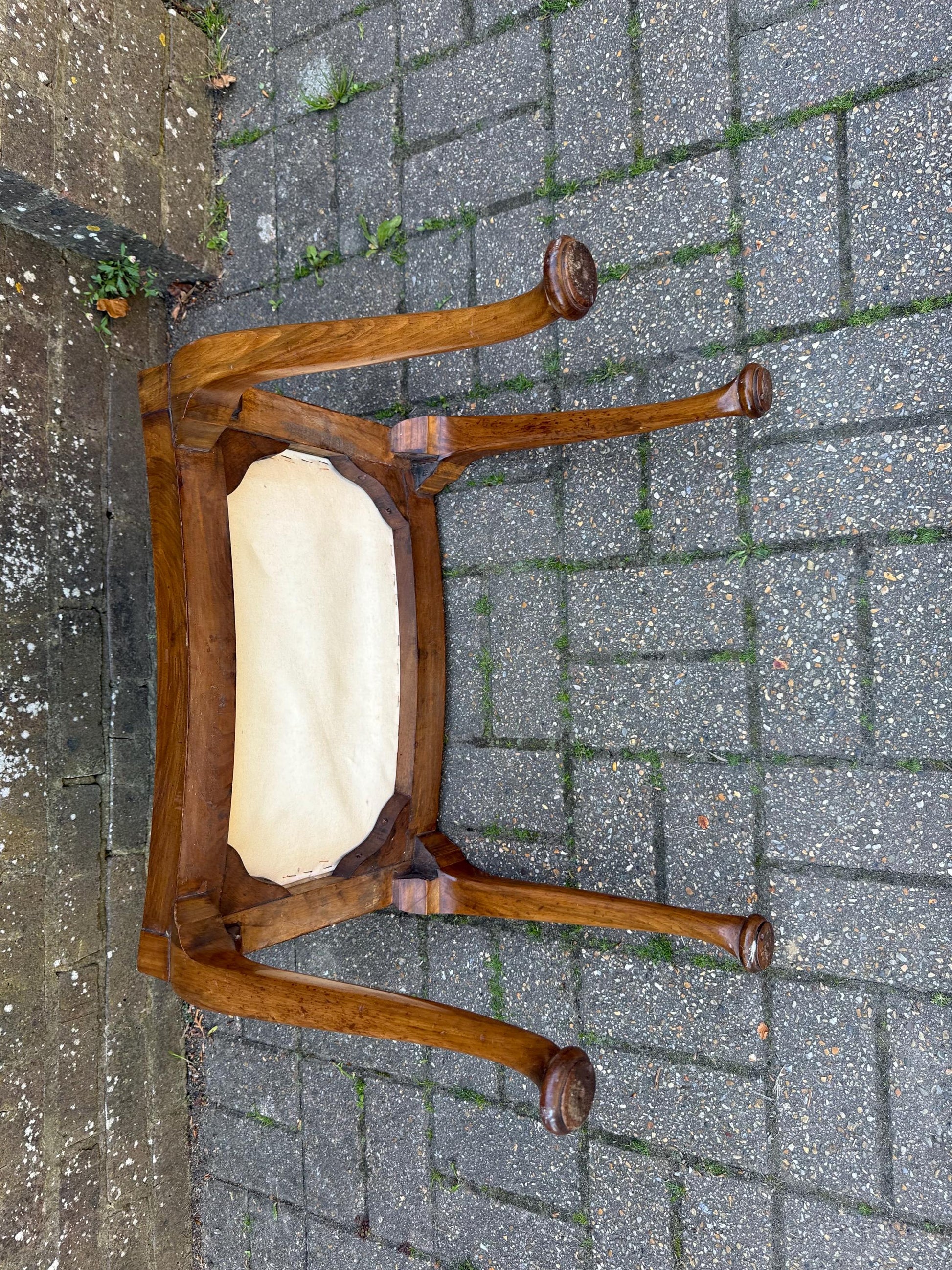 Mahogany vintage Queen Anne style cabriole leg vanity stool with upholstered seat
