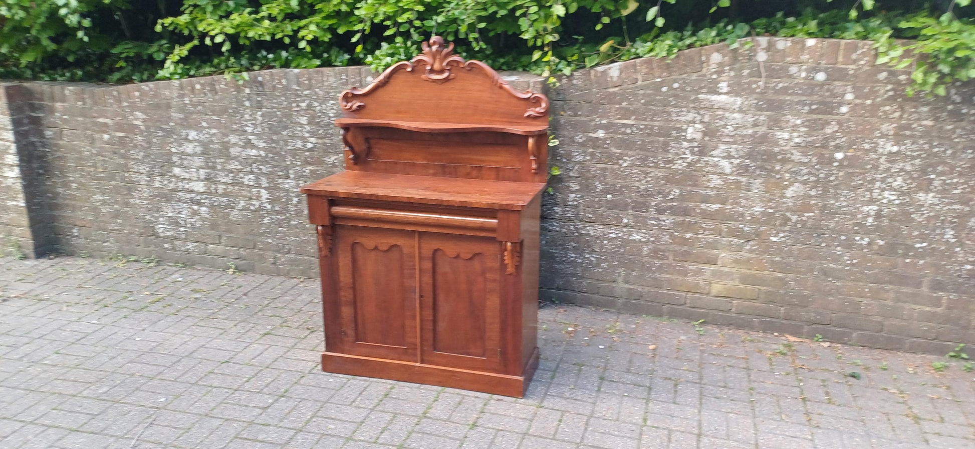 Victorian Rococo Revival Mahogany Chiffoniere 19th Century Antique Sideboard with Carved Pediment & Gothic Panels FREE HAND Delivery