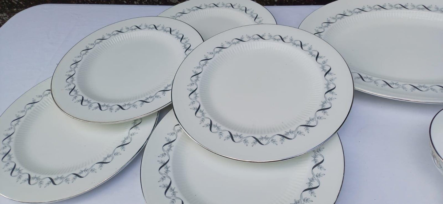 Vintage Wedgwood Fairmont Fine China Dinner Set – Made in England - 26 pieces - 1970s/80s white and silver, black
