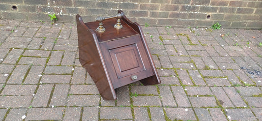 Large Antique Edwardian Mahogany Coal Scuttle With Brass Handle & Metal Liner Vintage Fireside Box Fireplace Bin Kindling Wood Fuel Storage.