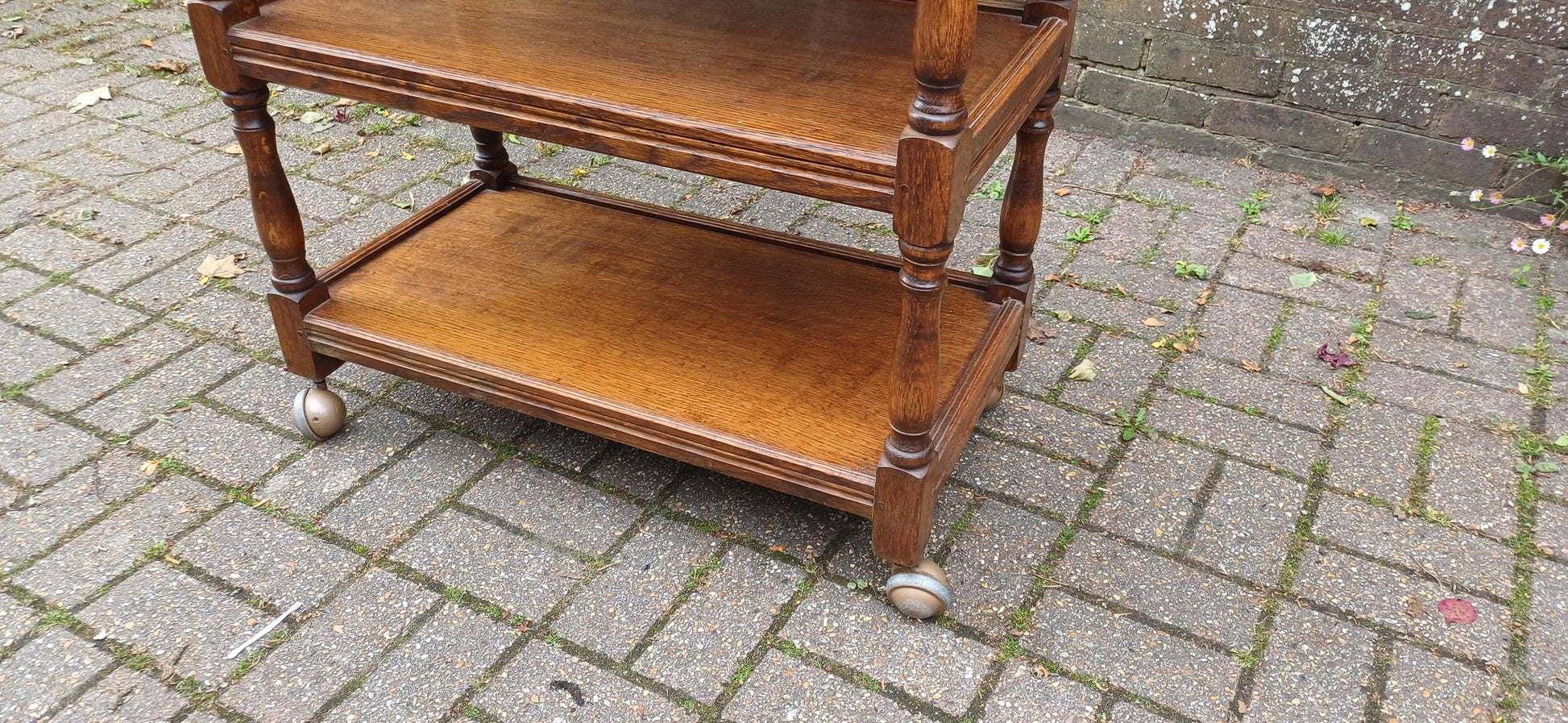 Versatile Vintage Solid Oak Three-Tier Sideboard Trolley Buffet – Display Shelves FREE HAND Delivery Top Quality Working Castors