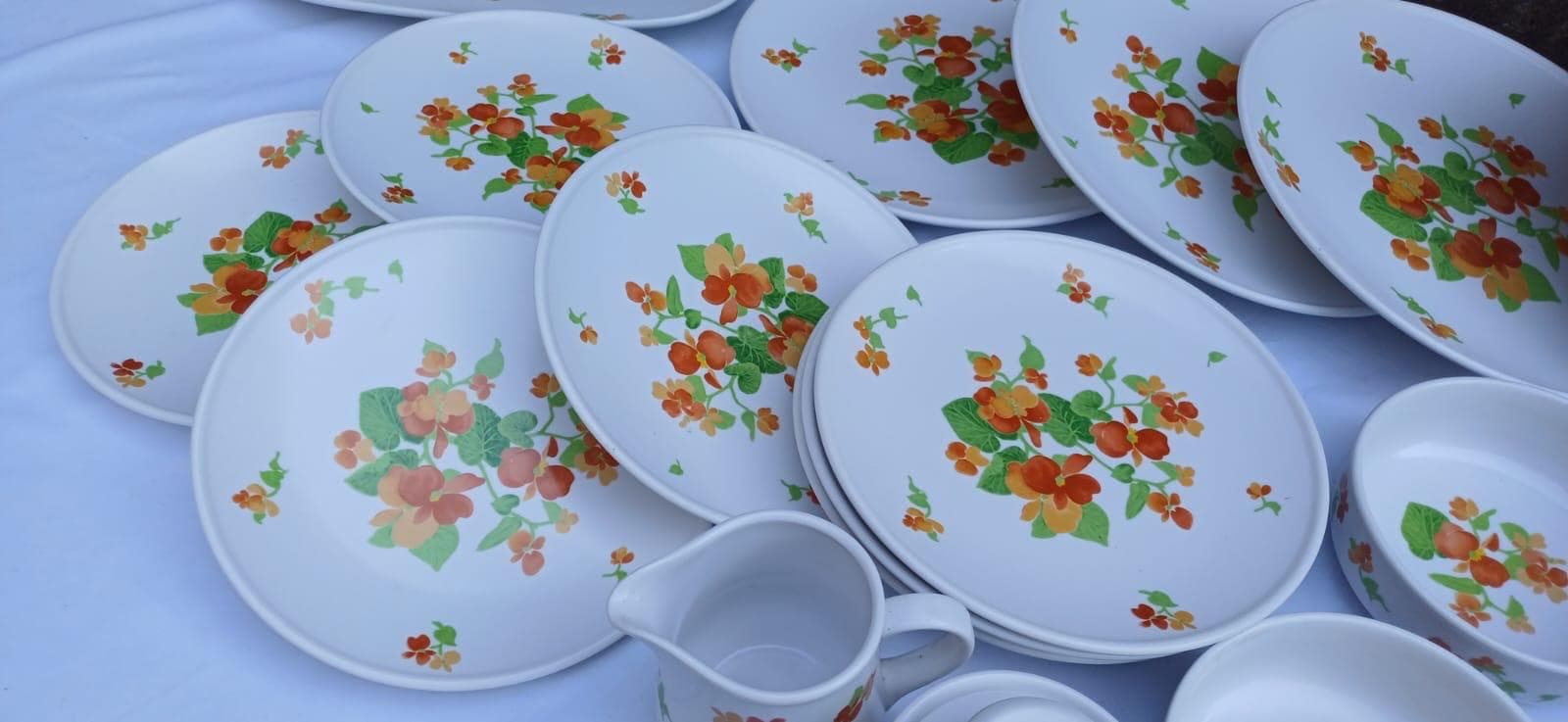 Vintage Noritake Progression “Happy Days” 9069, Vintage Dinnerware Set, 1970s retro dinnerware, floral service - 45 pieces