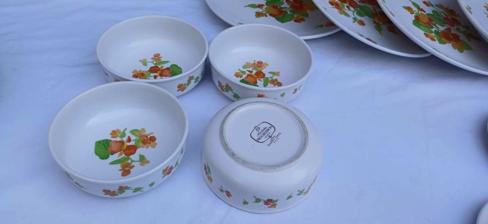 Vintage Noritake Progression “Happy Days” 9069, Vintage Dinnerware Set, 1970s retro dinnerware, floral service - 45 pieces