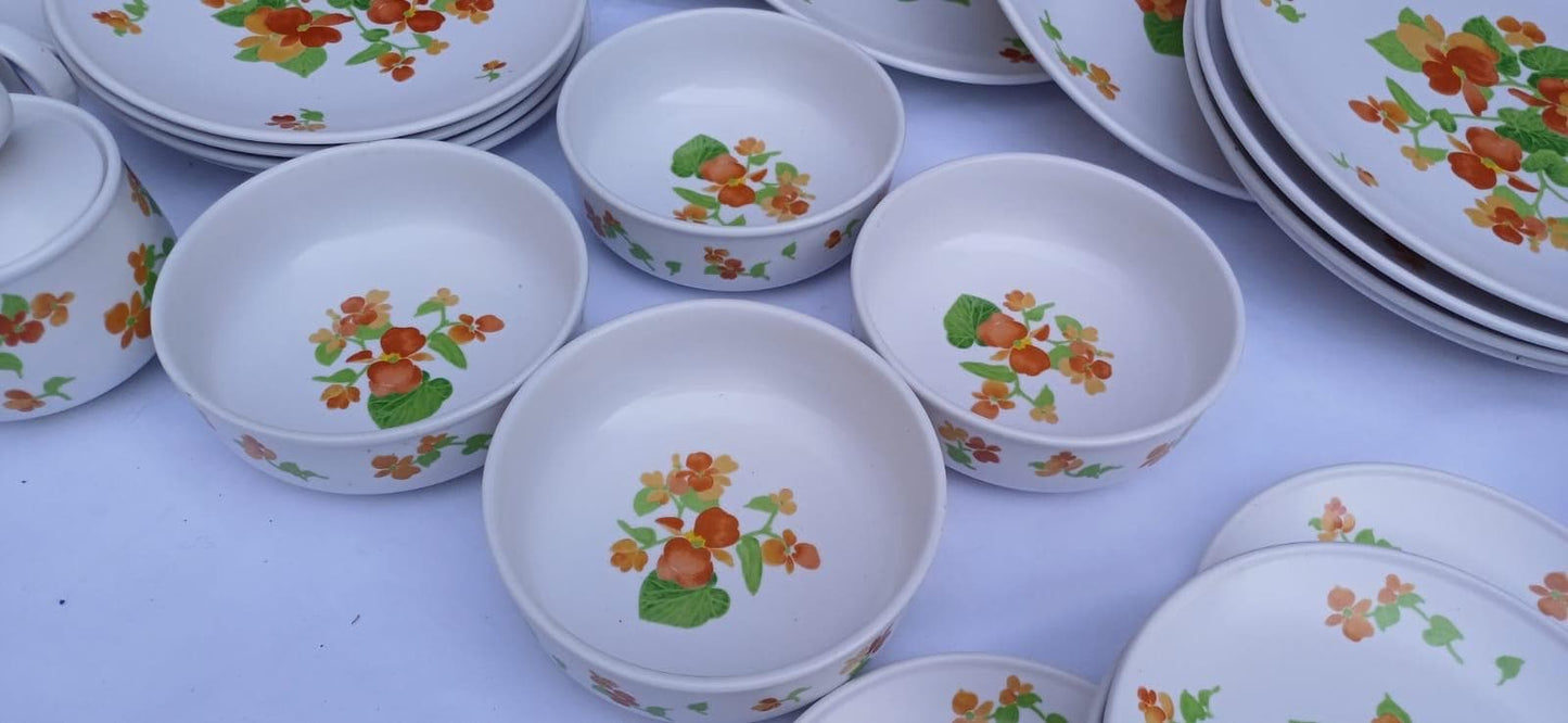 Vintage Noritake Progression “Happy Days” 9069, Vintage Dinnerware Set, 1970s retro dinnerware, floral service - 45 pieces