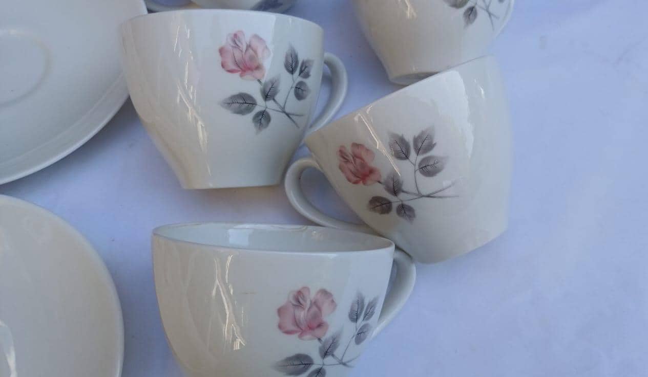 Vintage Royal Doulton "Pillar Rose", Vintage Set of 6 Coffee Cups & Saucers, Delicate English China, coffee set, coffeeware c1970s