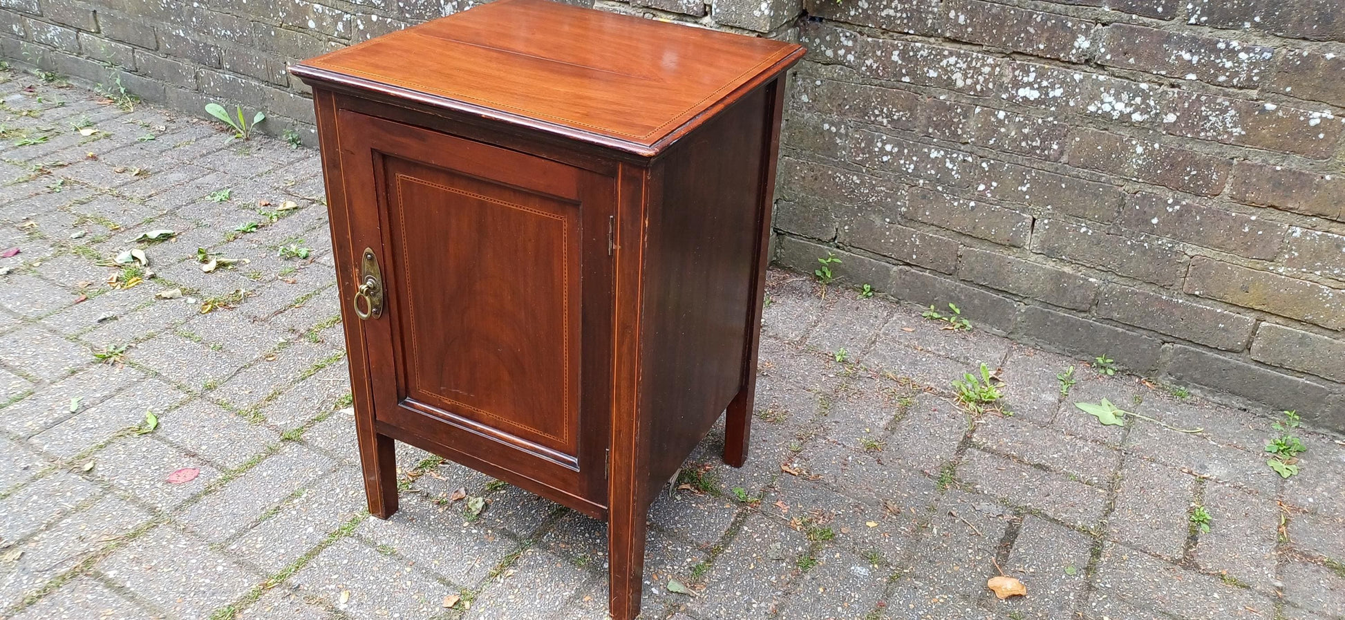 Antique Edwardian Inlaid Mahogany Bedside Cabinet – Vintage Nightstand Cupboard with Brass Ring Pull & Shelf Storage
