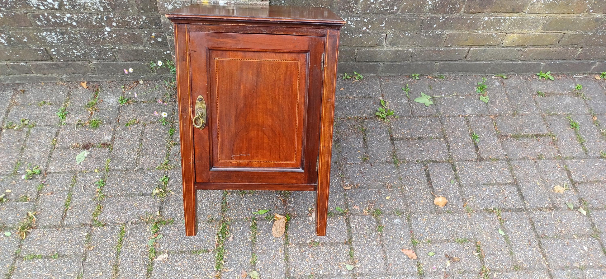 Antique Edwardian Inlaid Mahogany Bedside Cabinet – Vintage Nightstand Cupboard with Brass Ring Pull & Shelf Storage