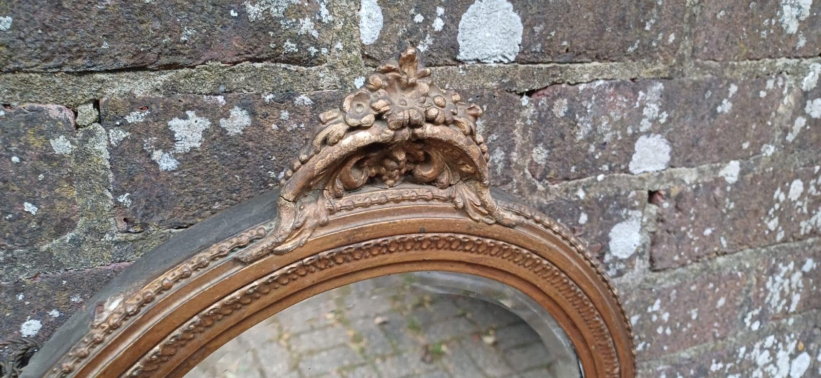 1900s vintage gold gesso framed bevelled mirror - ornate detail round mirror