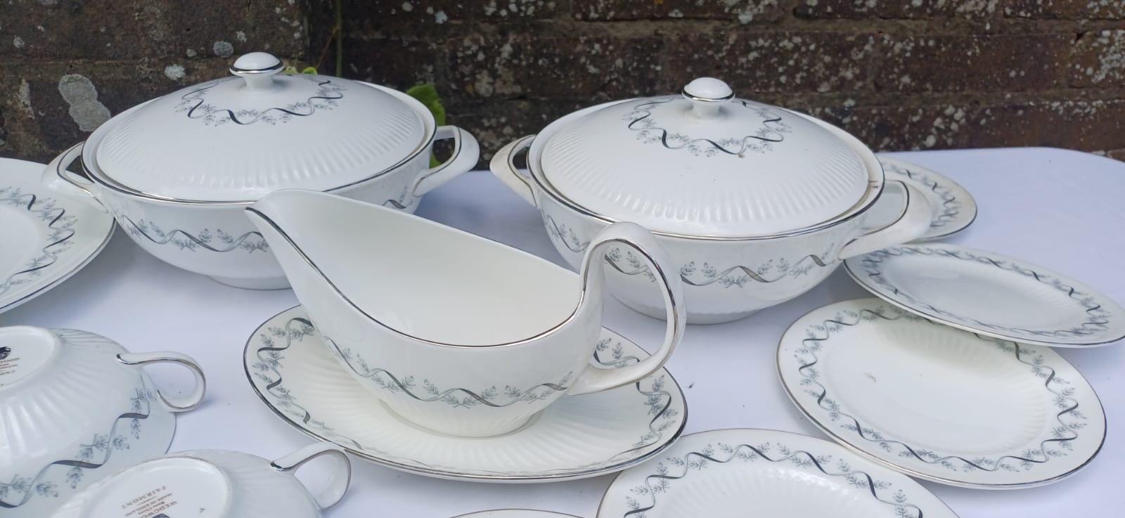 Vintage Wedgwood Fairmont Fine China Dinner Set – Made in England - 26 pieces - 1970s/80s white and silver, black