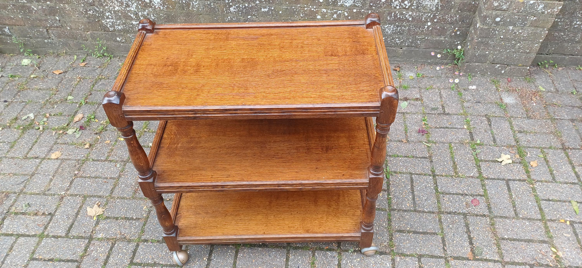 Versatile Vintage Solid Oak Three-Tier Sideboard Trolley Buffet – Display Shelves FREE HAND Delivery Top Quality Working Castors