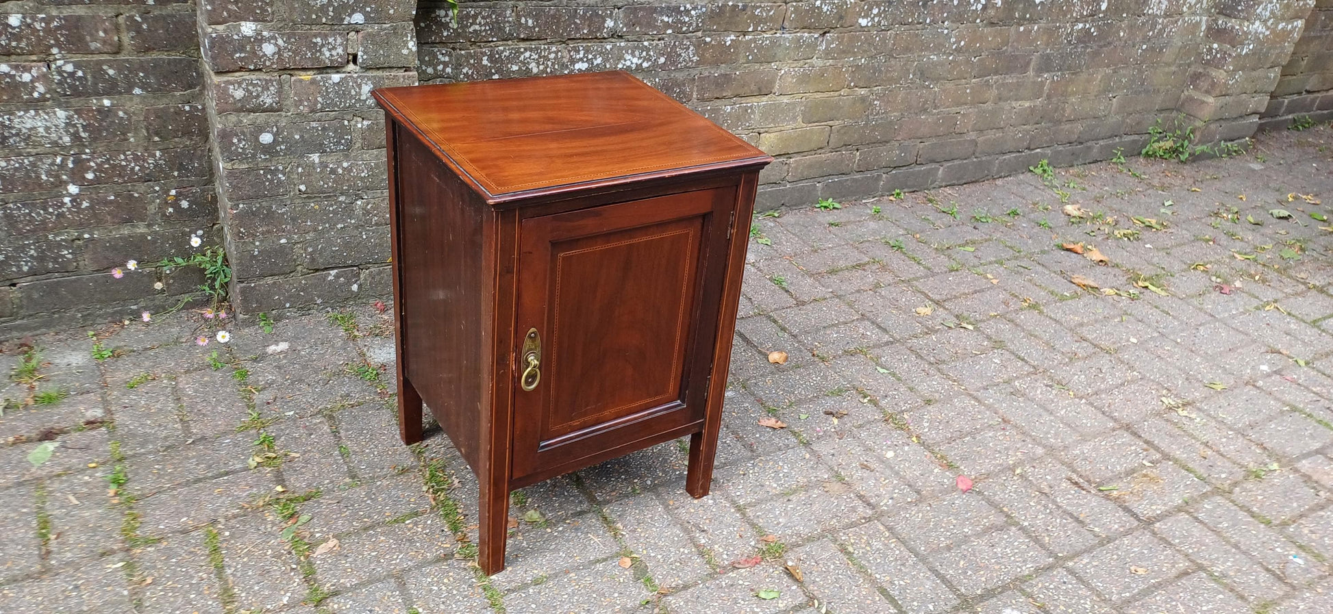 Antique Edwardian Inlaid Mahogany Bedside Cabinet – Vintage Nightstand Cupboard with Brass Ring Pull & Shelf Storage