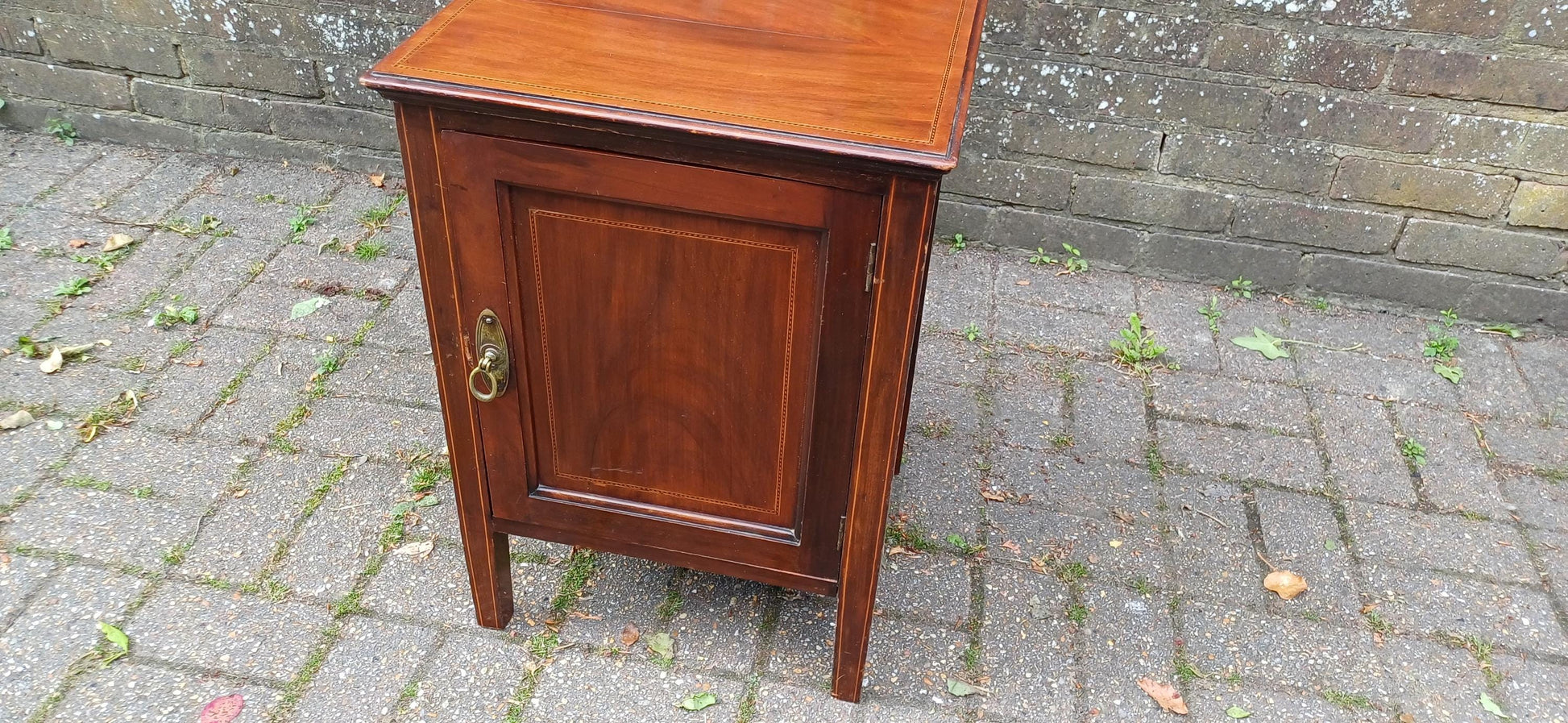Antique Edwardian Inlaid Mahogany Bedside Cabinet – Vintage Nightstand Cupboard with Brass Ring Pull & Shelf Storage