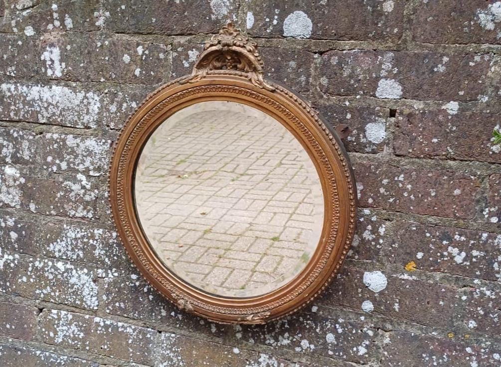 1900s vintage gold gesso framed bevelled mirror - ornate detail round mirror