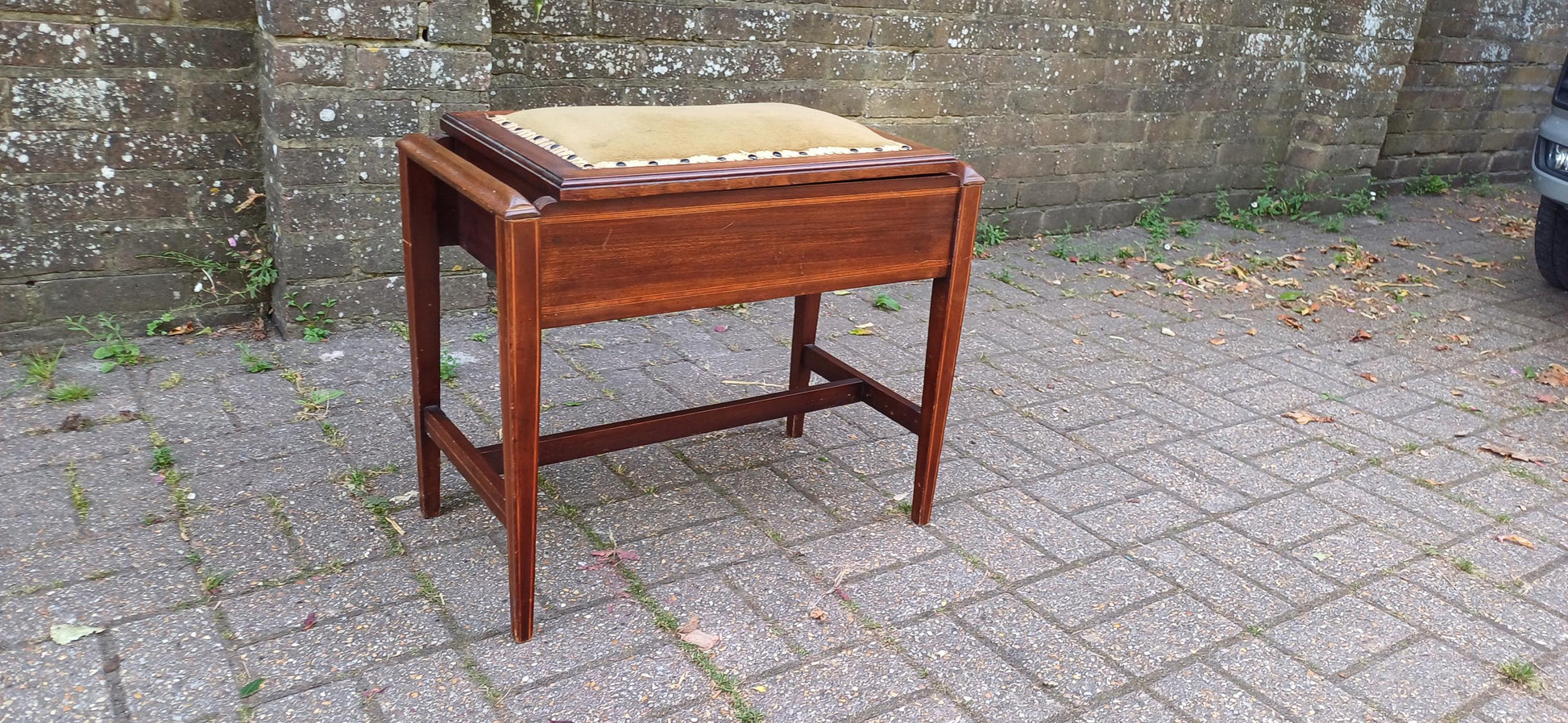 Antique Edwardian Upholstered Mahogany Piano Stool with Lift-Top Storage Box and Vintage Wooden Music Bench Decorative Seat