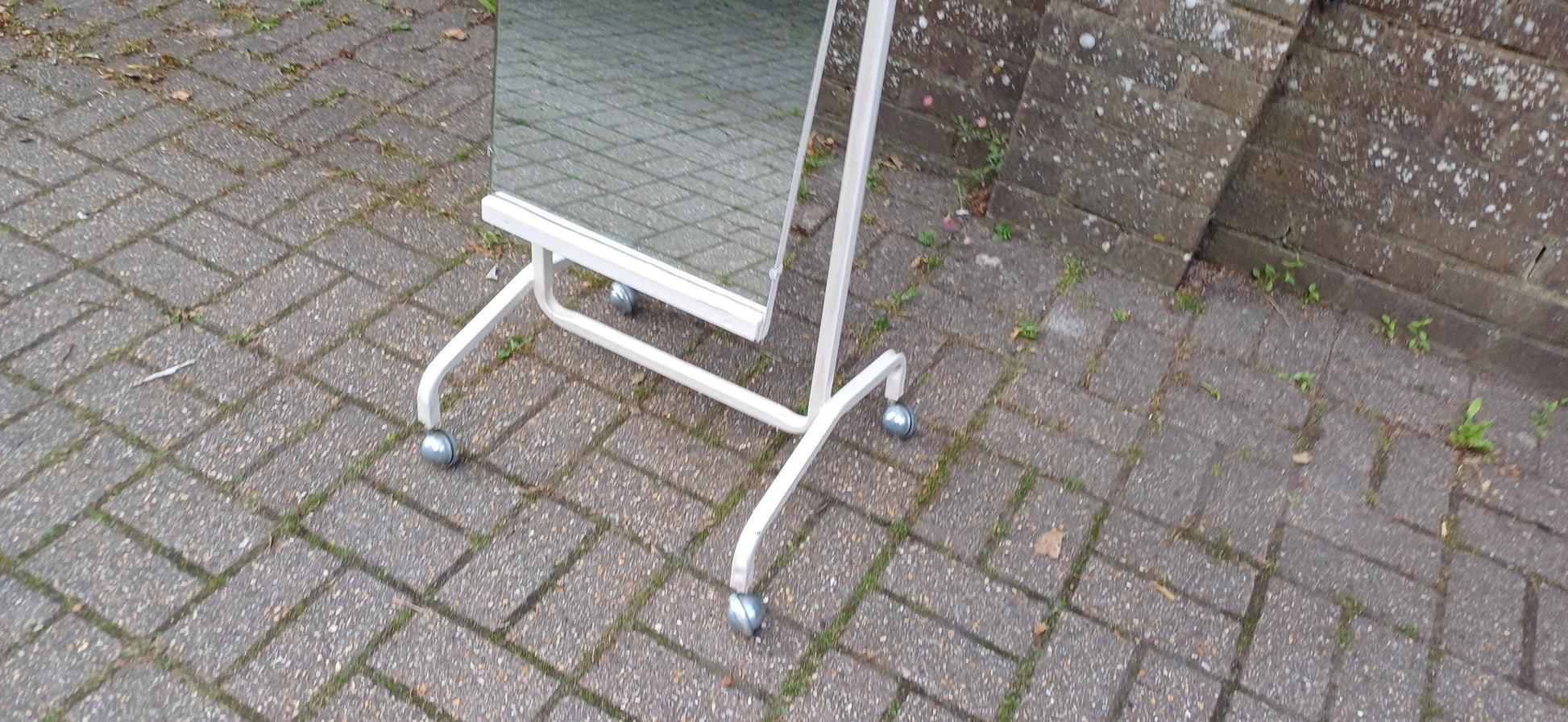 Vintage Industrial Free Standing Dressing Mirror on Castors Adjustable Retro Shop Display Metal Frame Rolling Mirror FREE HAND Delvery