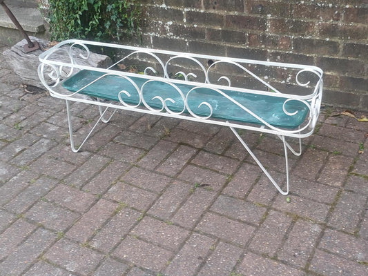 Vintage Retro 50s 60s White Wrought Iron Plant Stand with Green Tray – Shabby Chic Garden Display Rack – French Scroll Patio Planter Holder