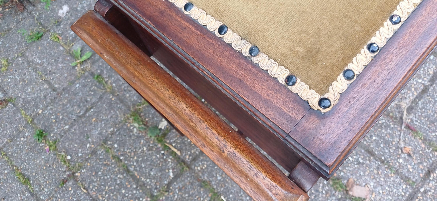 Antique Edwardian Upholstered Mahogany Piano Stool with Lift-Top Storage Box and Vintage Wooden Music Bench Decorative Seat