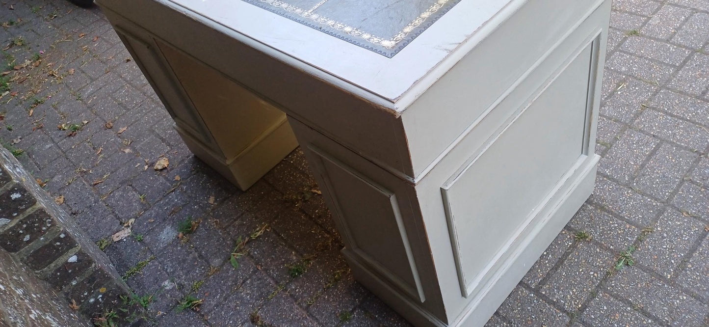 Vintage Painted Pedestal Desk with Green Leather Top Shabby Chic Distressed Home Office Furniture 9 Drawer Antique Style FREE HAND Delivery