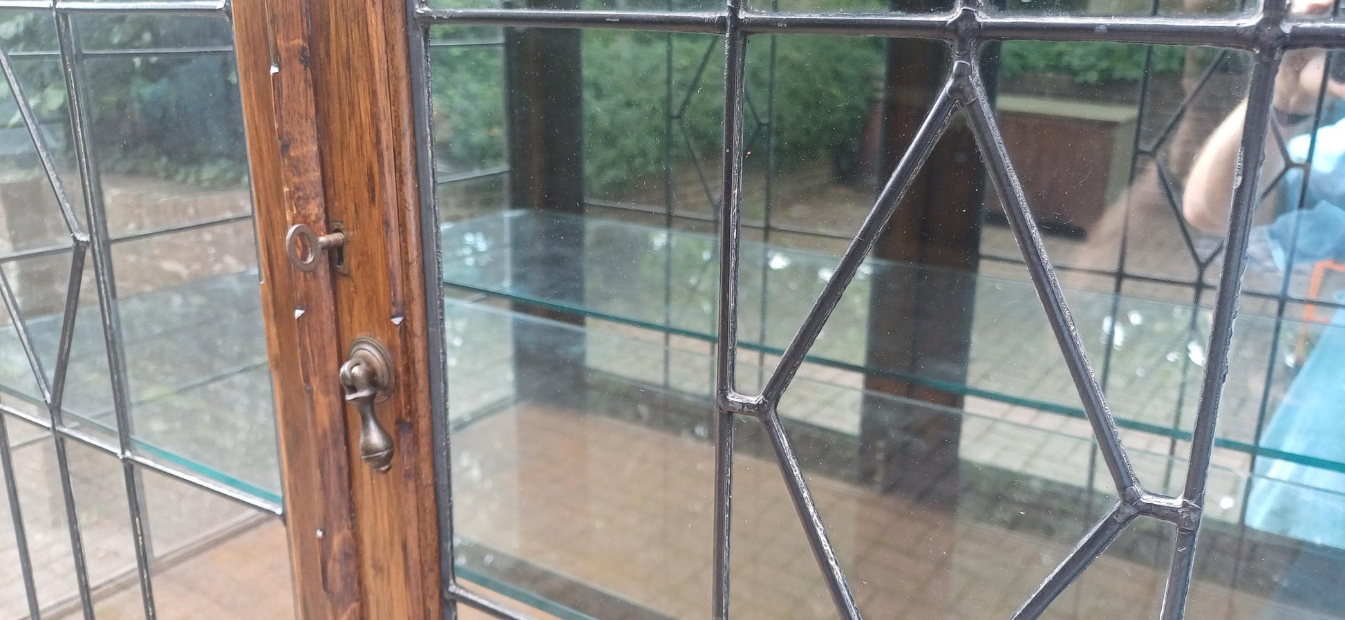 Massive Antique Arts & Crafts Oak Display Cabinet Leaded Glass Bookcase with Mirrored Back Glass Shelves Shopfitting FREE HAND Delivery