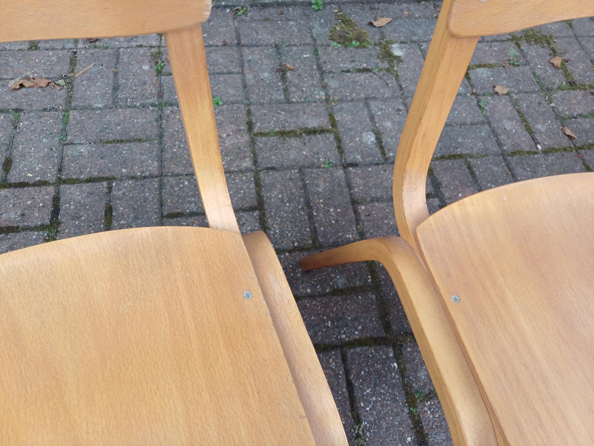 Vintage 1980s Bentwood Plywood Stacking Chairs – Set of 5 Blonde Beech Kitchen or Café Chairs, Retro Modernist Design FREE HAND Delivery