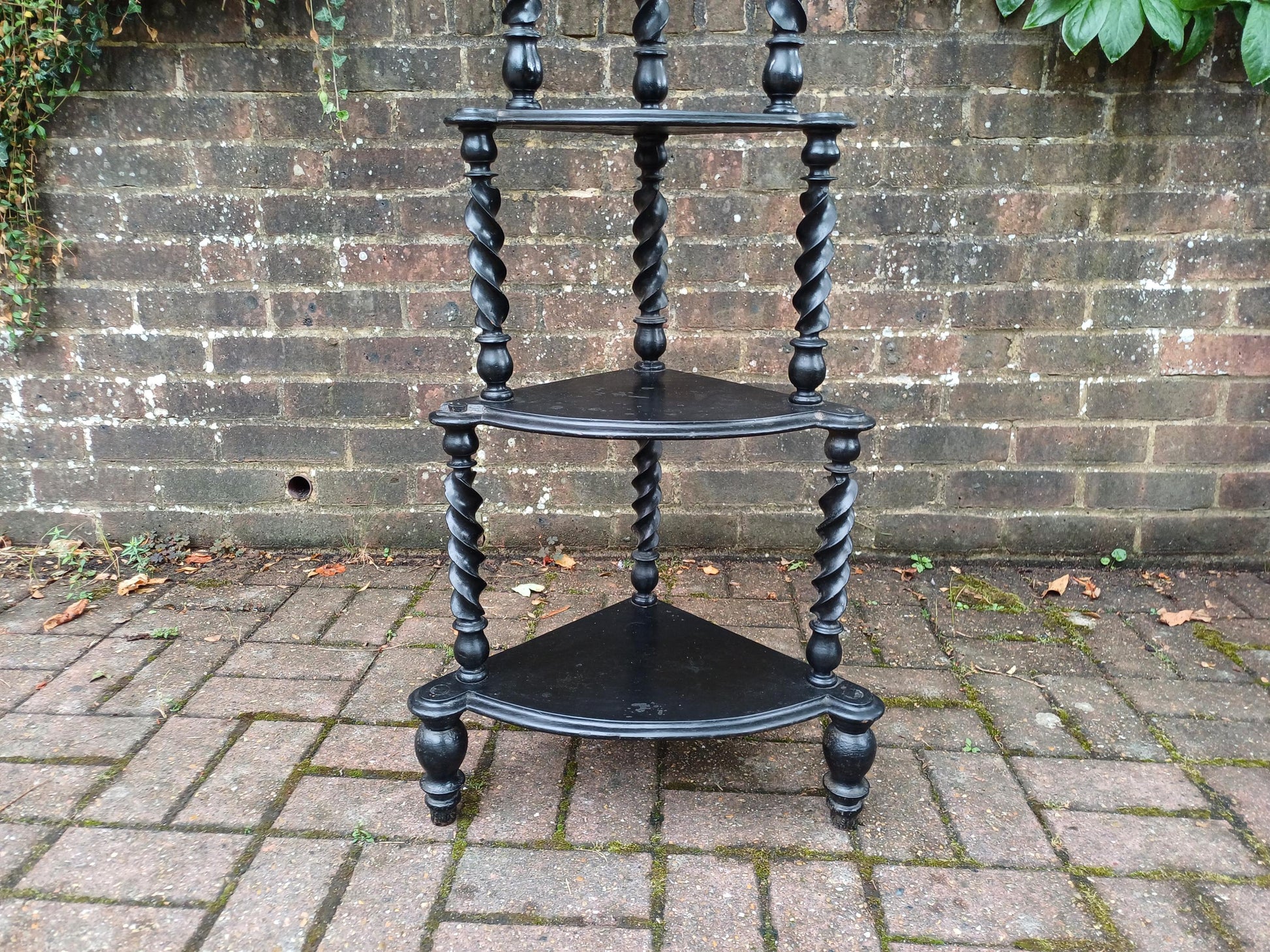 Antique Black Lacquered Effect Corner Étagère with Barley Twist Legs 4 Tier Victorian Gothic Display Shelf Unit Ornate Carved Top Wot Not