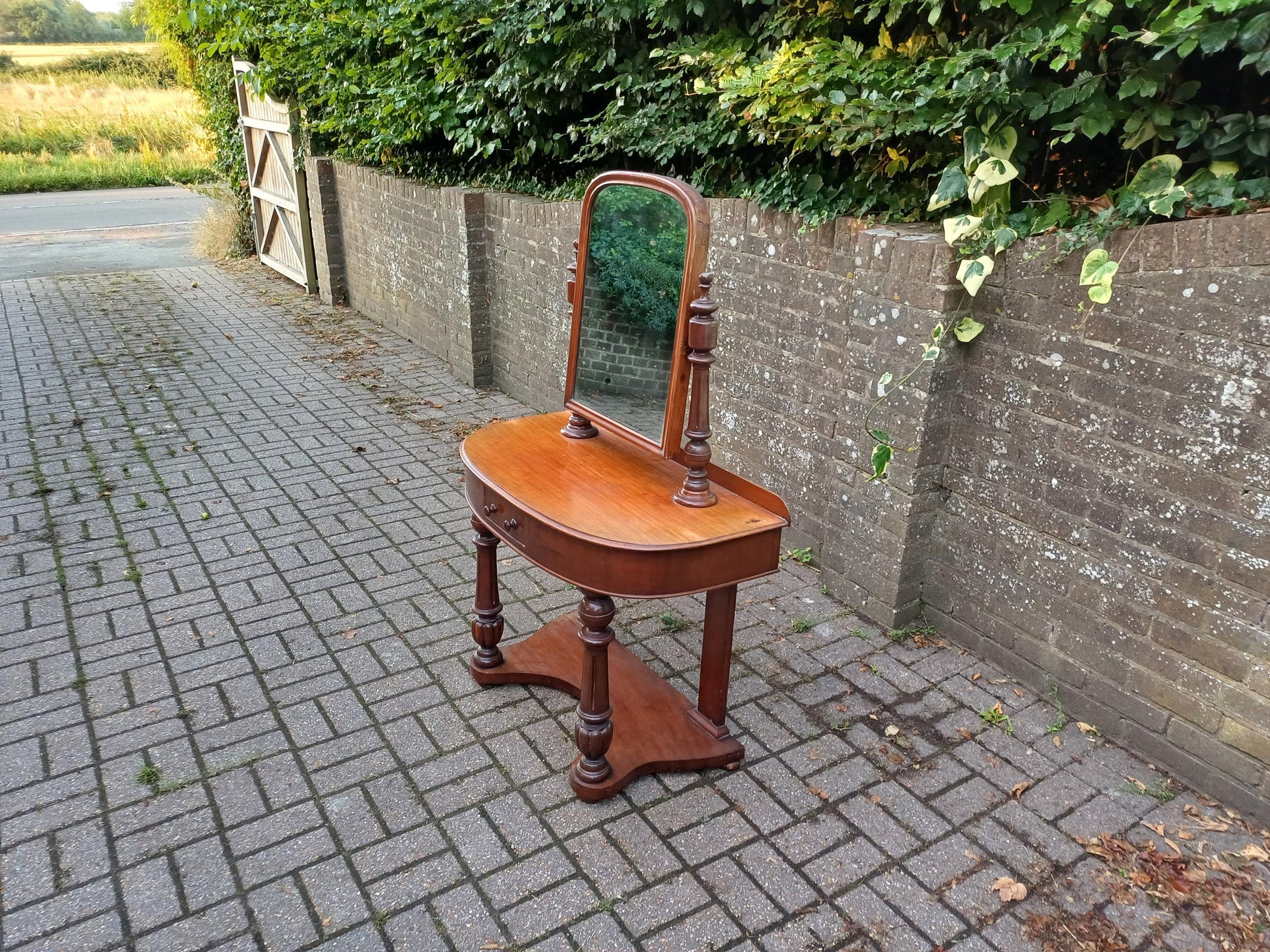 Antique Victorian Mahogany Duchess 19th Century Dressing Table with Drawer & Swivel Mirror Vintage Carved Turned Supports FREE HAND Delivery