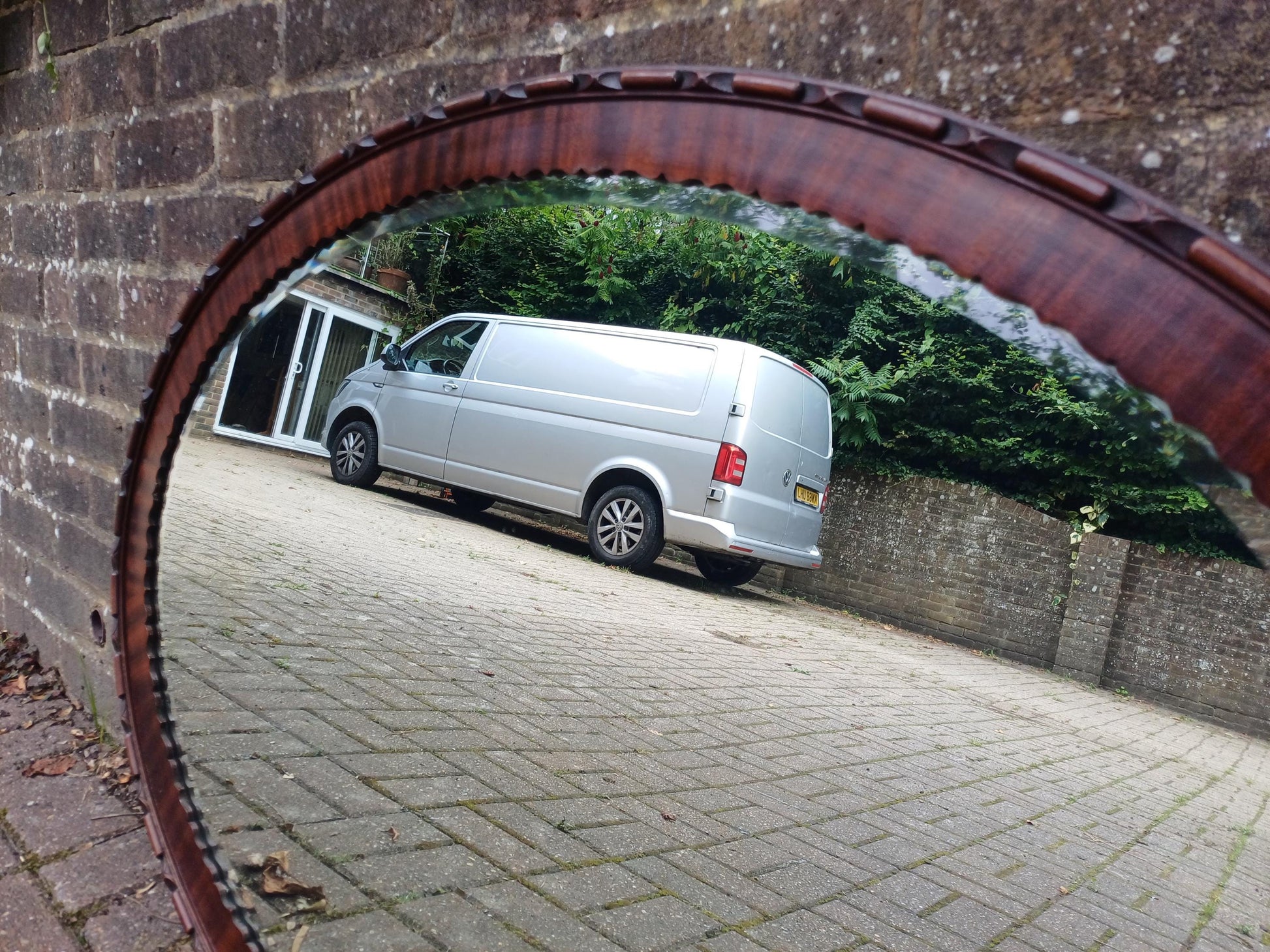 Massive Antique Oval Wall Mirror with Rich Mahogany Wood Frame & Scalloped Design Vintage Statement Mirror 97 x 68 cm FREE HAND Delivery