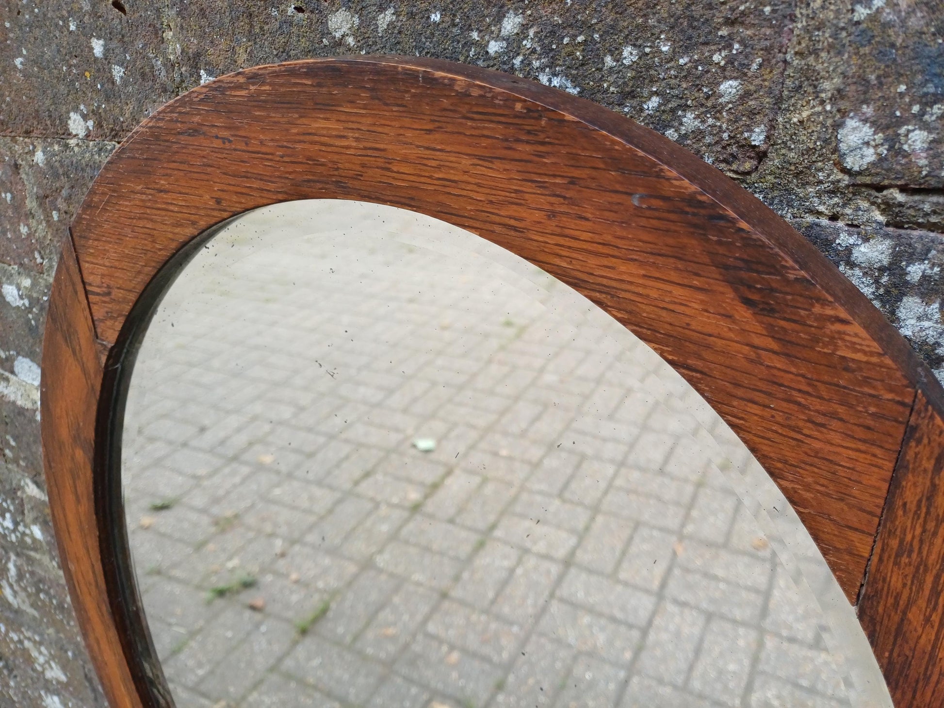 Antique Oak Oval Wall Mirror with Original Bevelled Glass and Patina – Early 20th Century Arts & Crafts Style