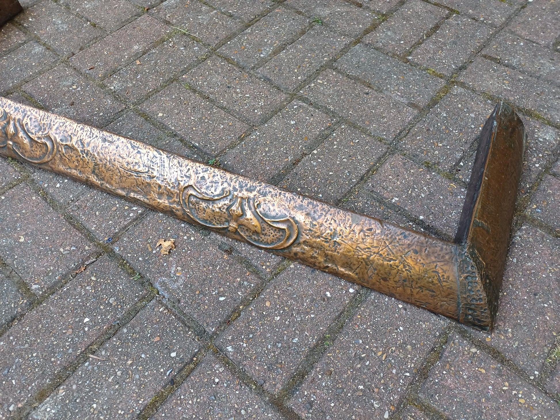 Arts and Crafts Copper Fire Surround Fender Antique Fireplace Guard c1900s Embossed Floral Art Nouveau