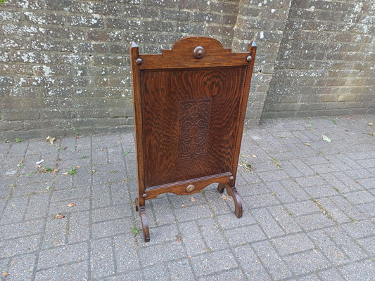 Antique Oak Arts and Crafts Firescreen with Decorative Carved Panel – Vintage Early 20th Century Fireplace Guard