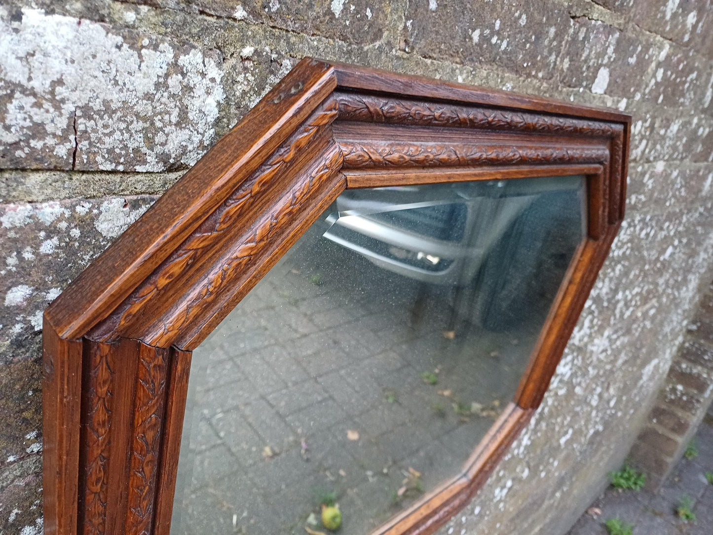 Antique Octagonal Wall Mirror with Oak Carved Wooden Frame and Bevelled Glass – Early 20th Century Vintage Decorative Home Accent
