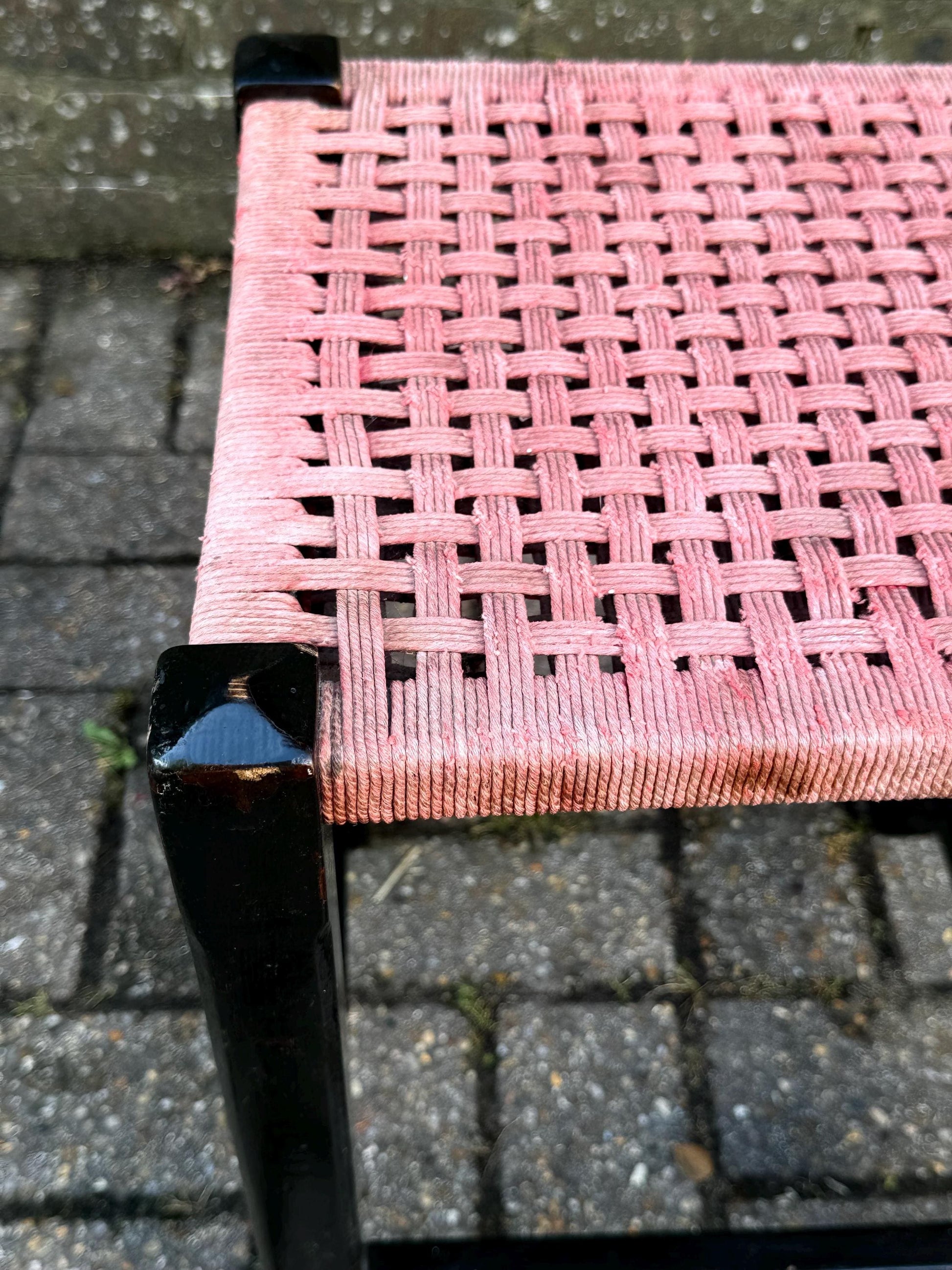 Vintage Mid Century Woven Stool – Black Wood Frame with Pink Cord Seat – Retro Side Table, Plant Stand, Boho Decor