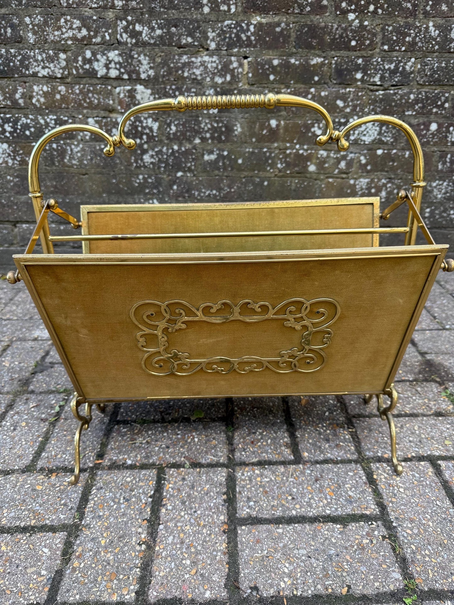 Rare Made in Italy Metalars Vintage Brass Folding Magazine Rack – Mid-Century Folding Newspaper Holder with Handle, Ornate Hollywood Regency
