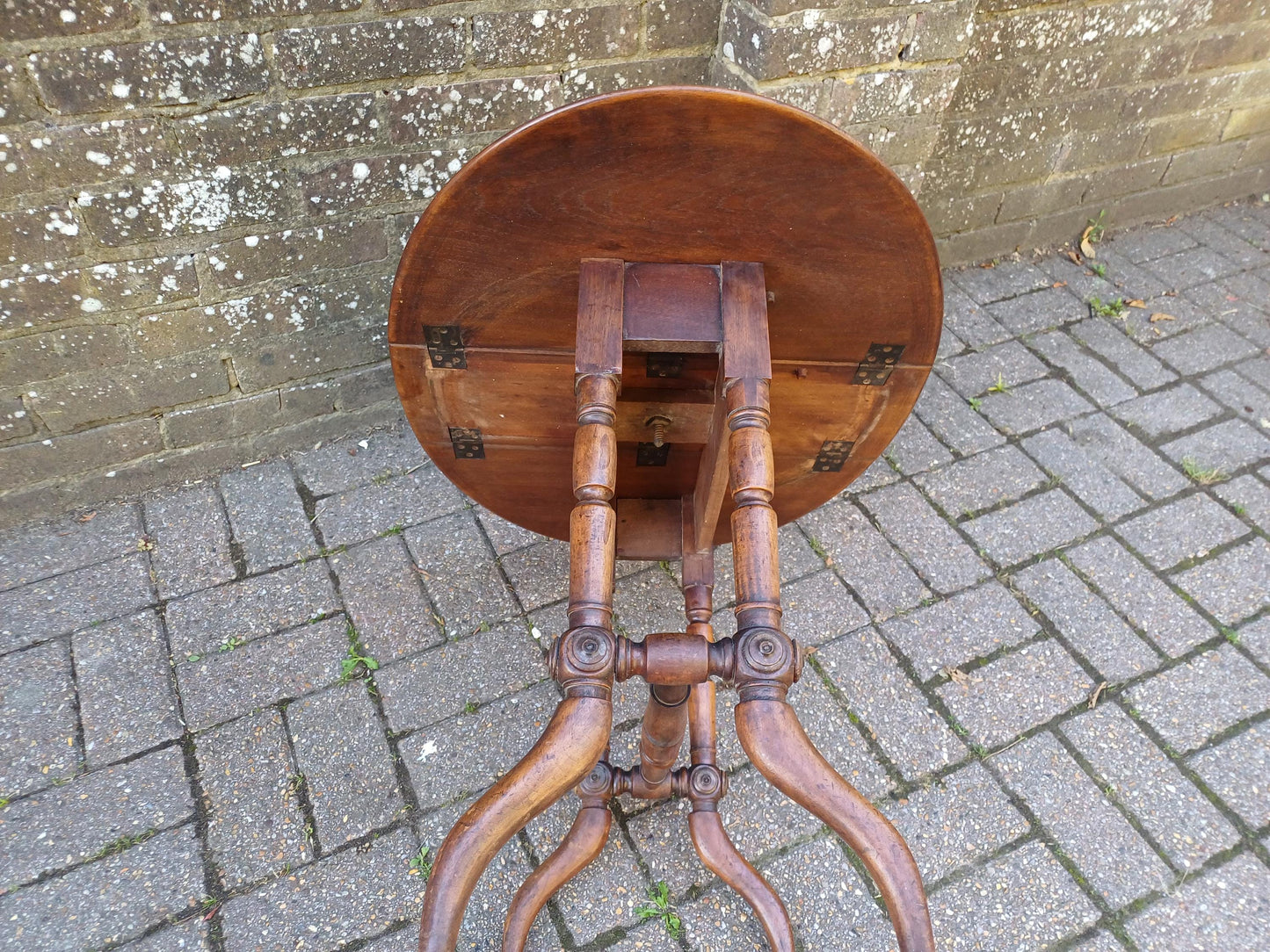 Antique Mahogany Victorian Drop Leaf Sutherland Pembroke Side Table c1880 Compact Occasional Lamp Table with Turned Legs Occasional