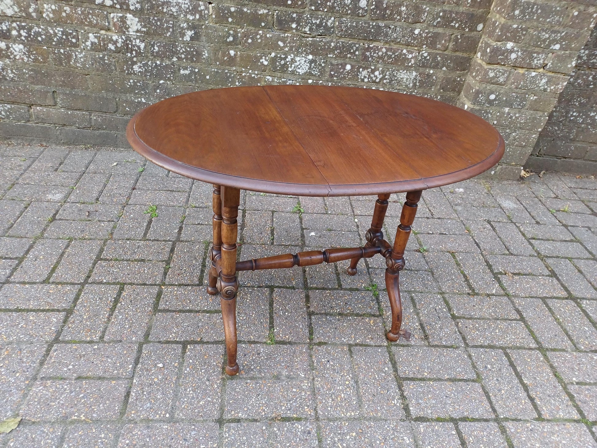 Antique Mahogany Victorian Drop Leaf Sutherland Pembroke Side Table c1880 Compact Occasional Lamp Table with Turned Legs Occasional