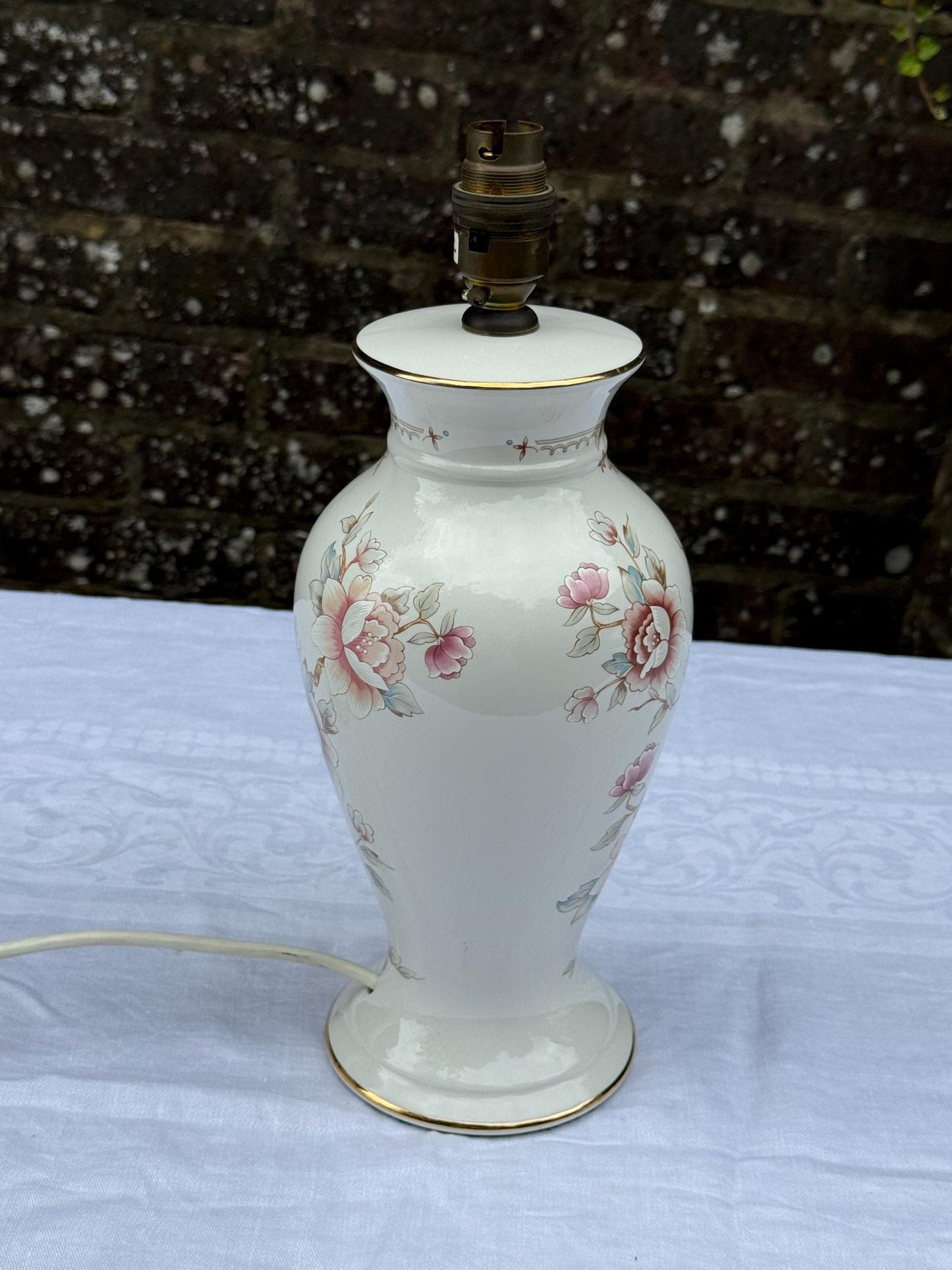 Vintage Marks & Spencer Floral Porcelain Lamp, Made in UK Ceramic Table Lamp with Rose and Floral painted decoration, 1980s, PAT tested