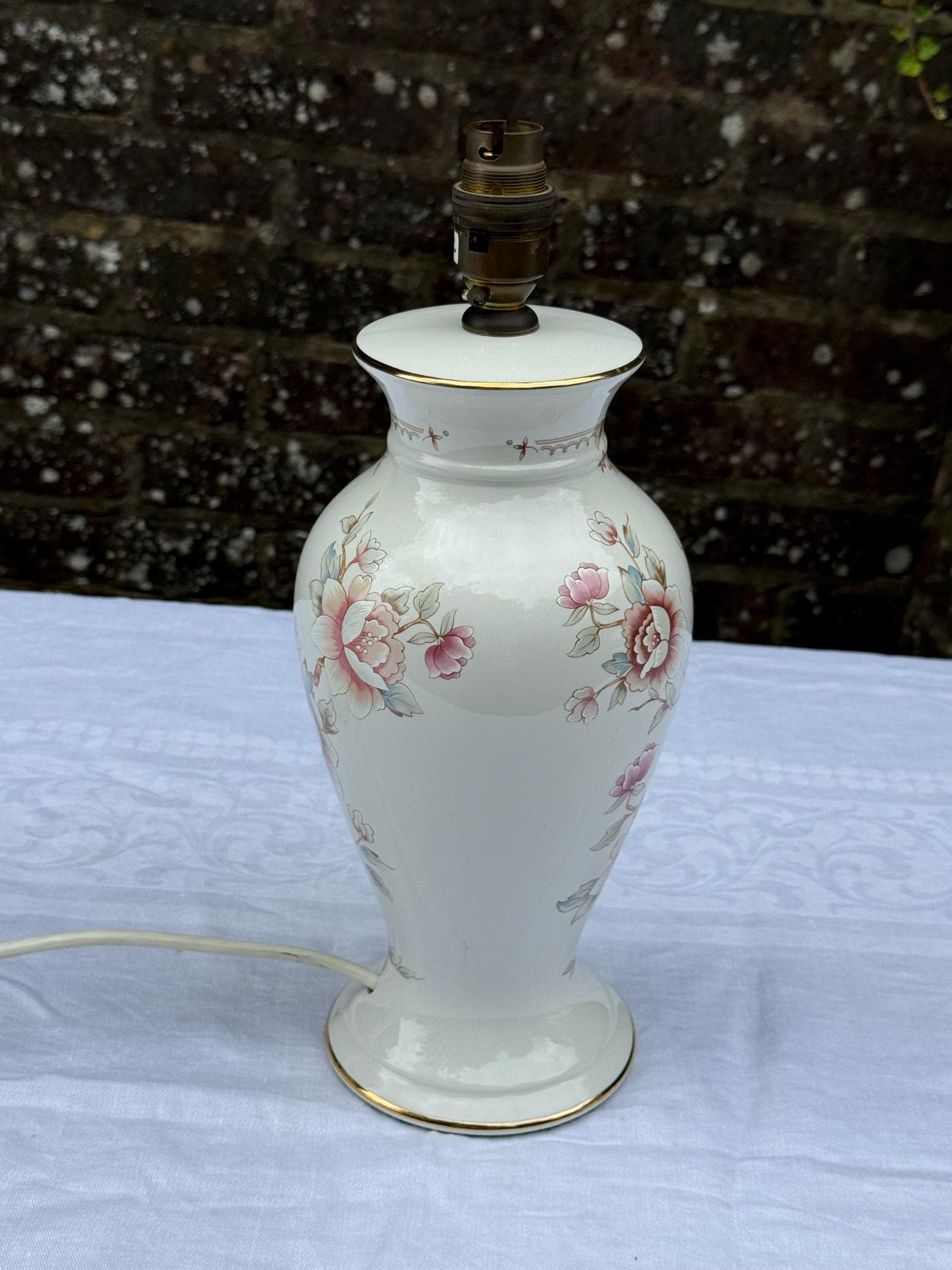 Vintage Marks & Spencer Floral Porcelain Lamp, Made in UK Ceramic Table Lamp with Rose and Floral painted decoration, 1980s, PAT tested