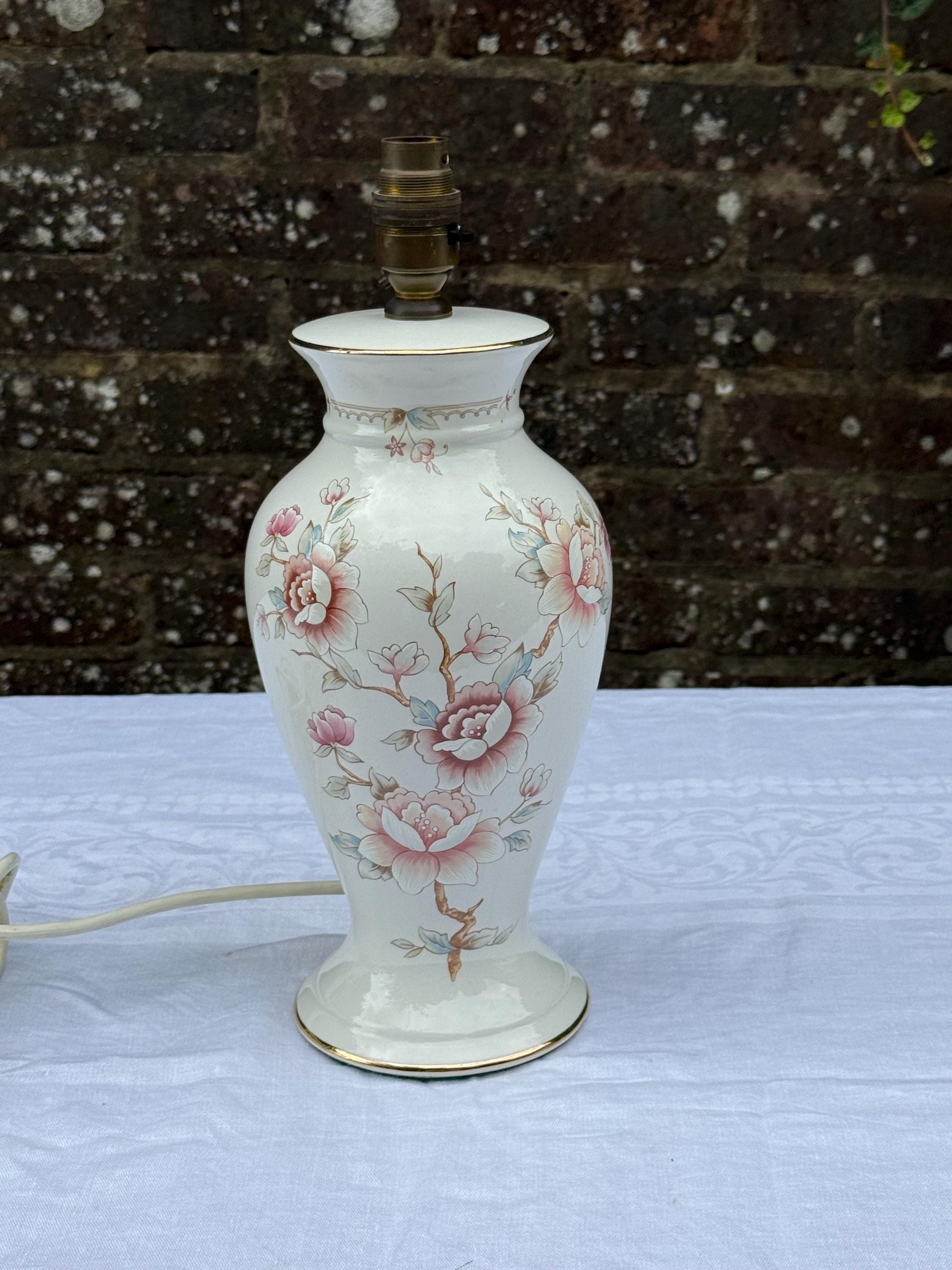 Vintage Marks & Spencer Floral Porcelain Lamp, Made in UK Ceramic Table Lamp with Rose and Floral painted decoration, 1980s, PAT tested